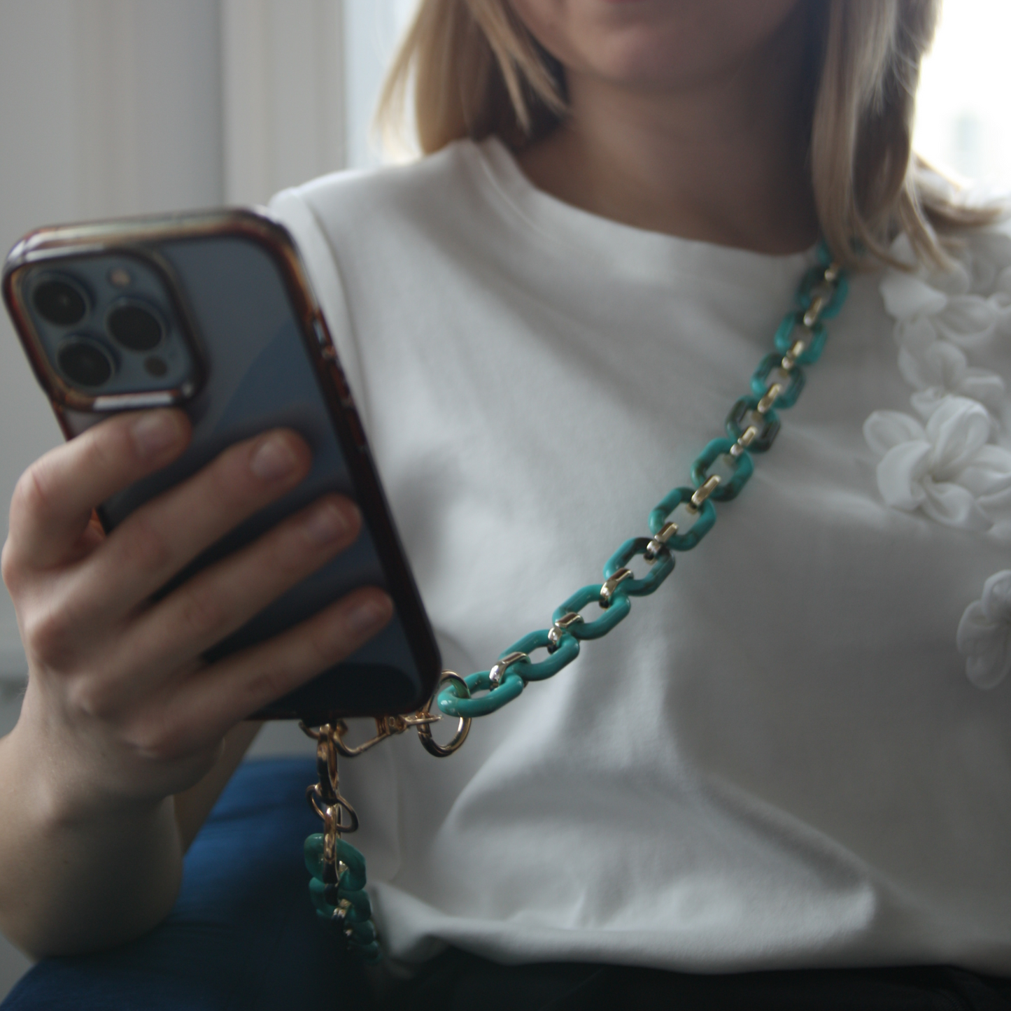 Crossbody Phone Strap - Anti Phone Theft - Long Phone Lanyard ''Chain'' Liza Blue