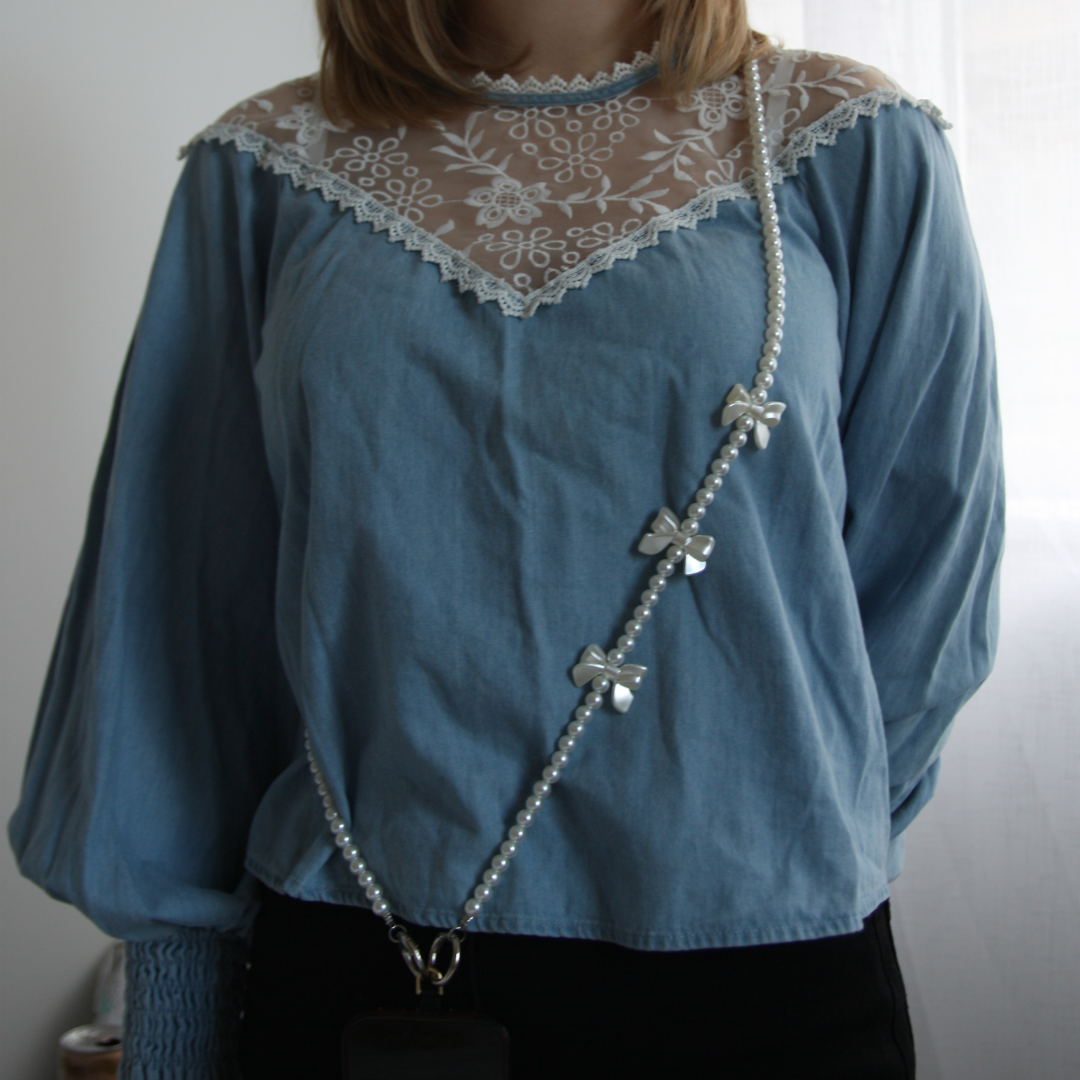 Crossbody Phone Strap - Anti Phone Theft - Long Phone Lanyard ''Dear Darling'' Pearl Bow